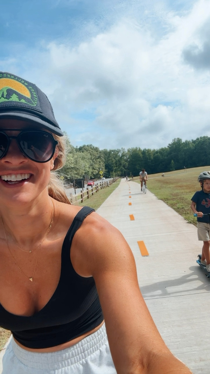 Free people hat
Lululemon align tank 6
Abercrombie lounge shorts small

#LTKActive #LTKVideo #LTKFitness