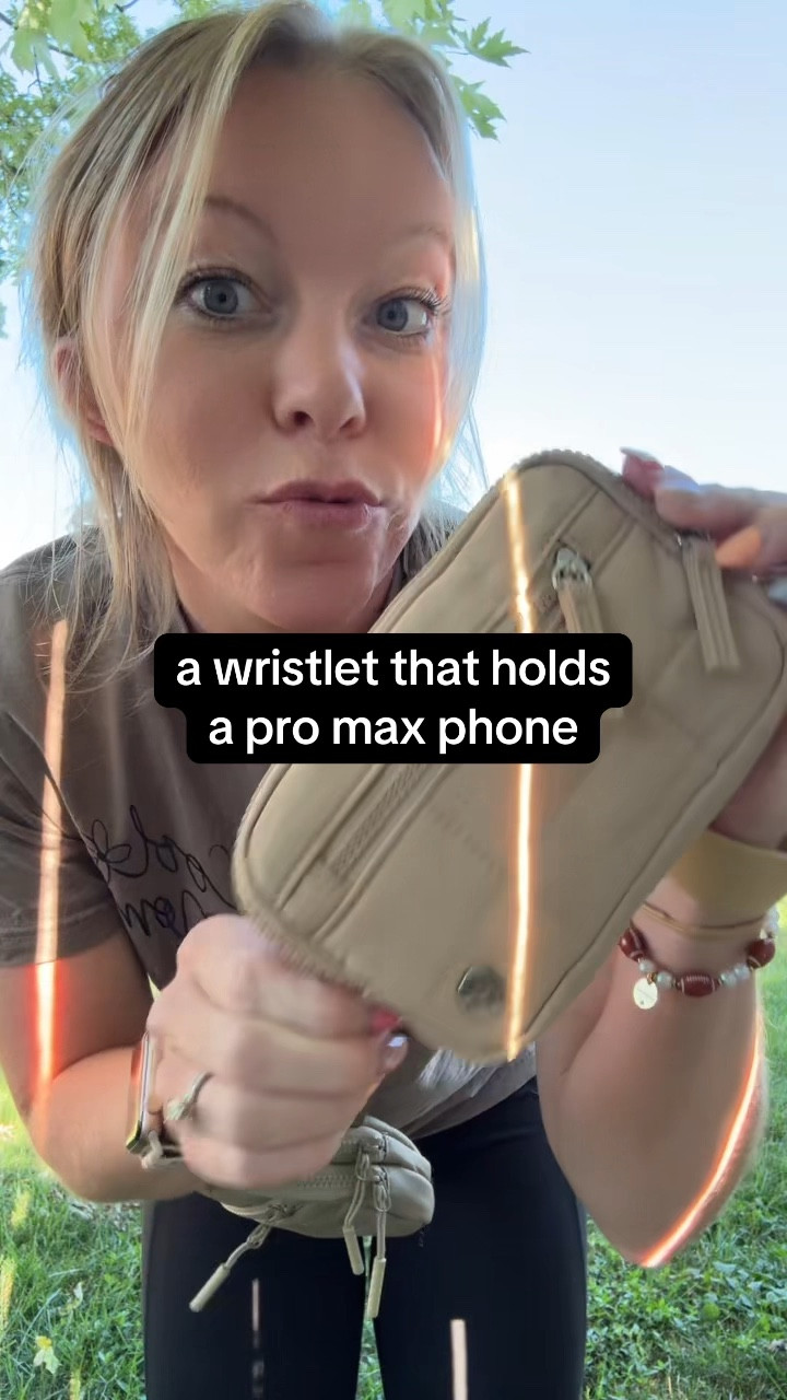 Puffer wristlet that can hold my pro max phone!! 

#LTKItBag #LTKFamily #LTKActive