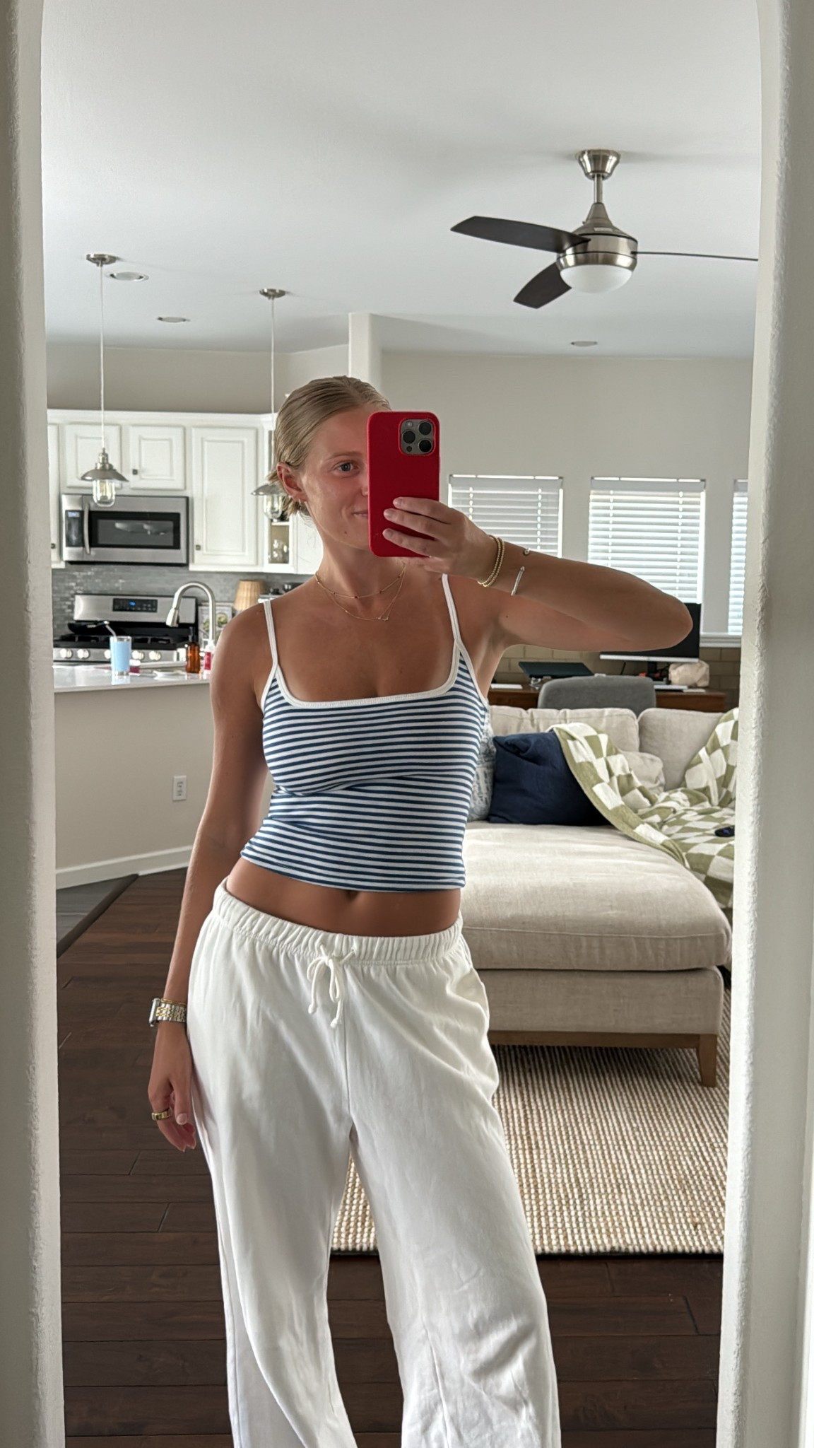 Casual summer lounge

#LTKSeasonal #LTKFindsUnder50 #LTKSummerEdit