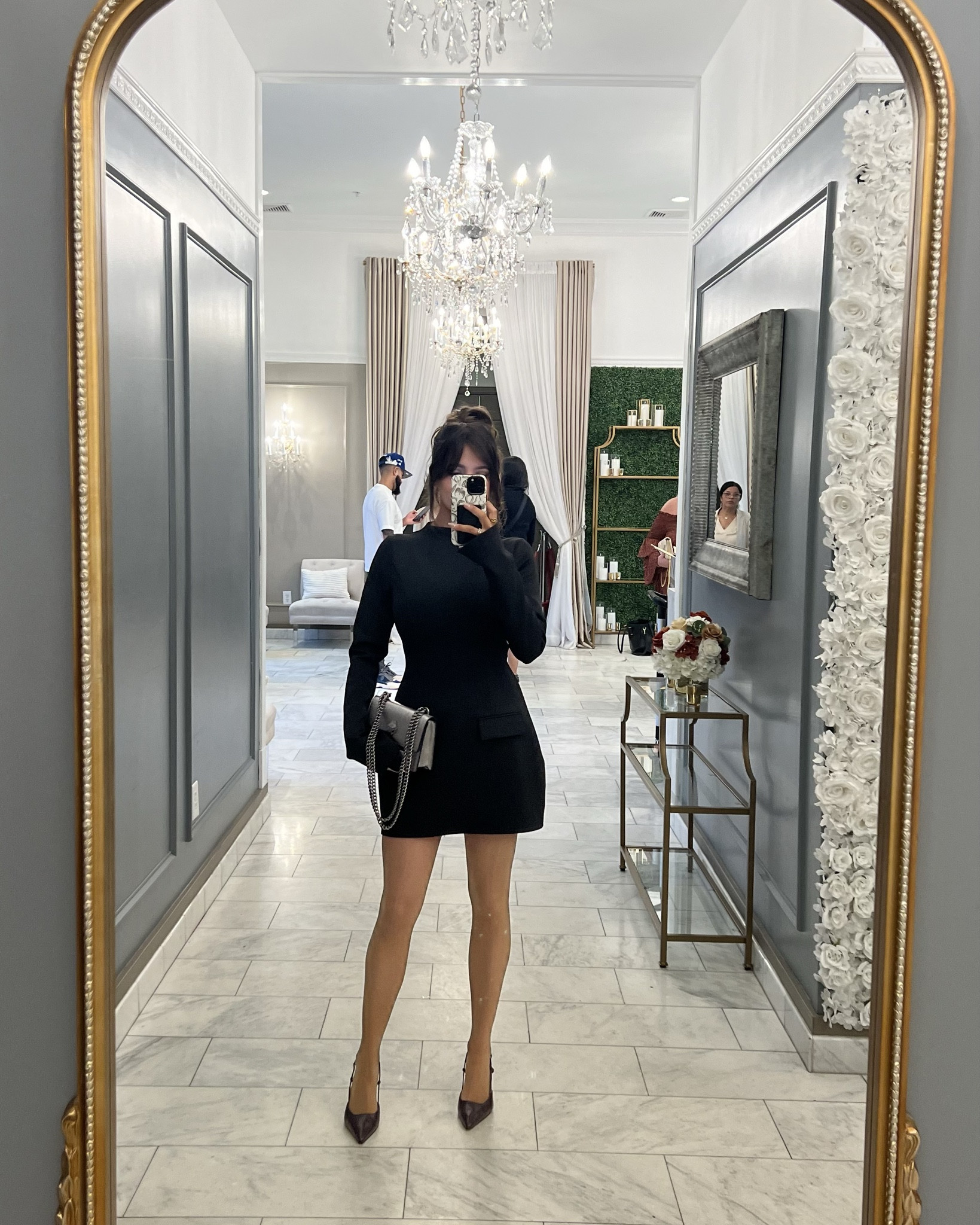 Holiday party dress - black A-line silhouette

Wearing size small!



#LTKSeasonal #LTKGiftGuide #LTKHoliday