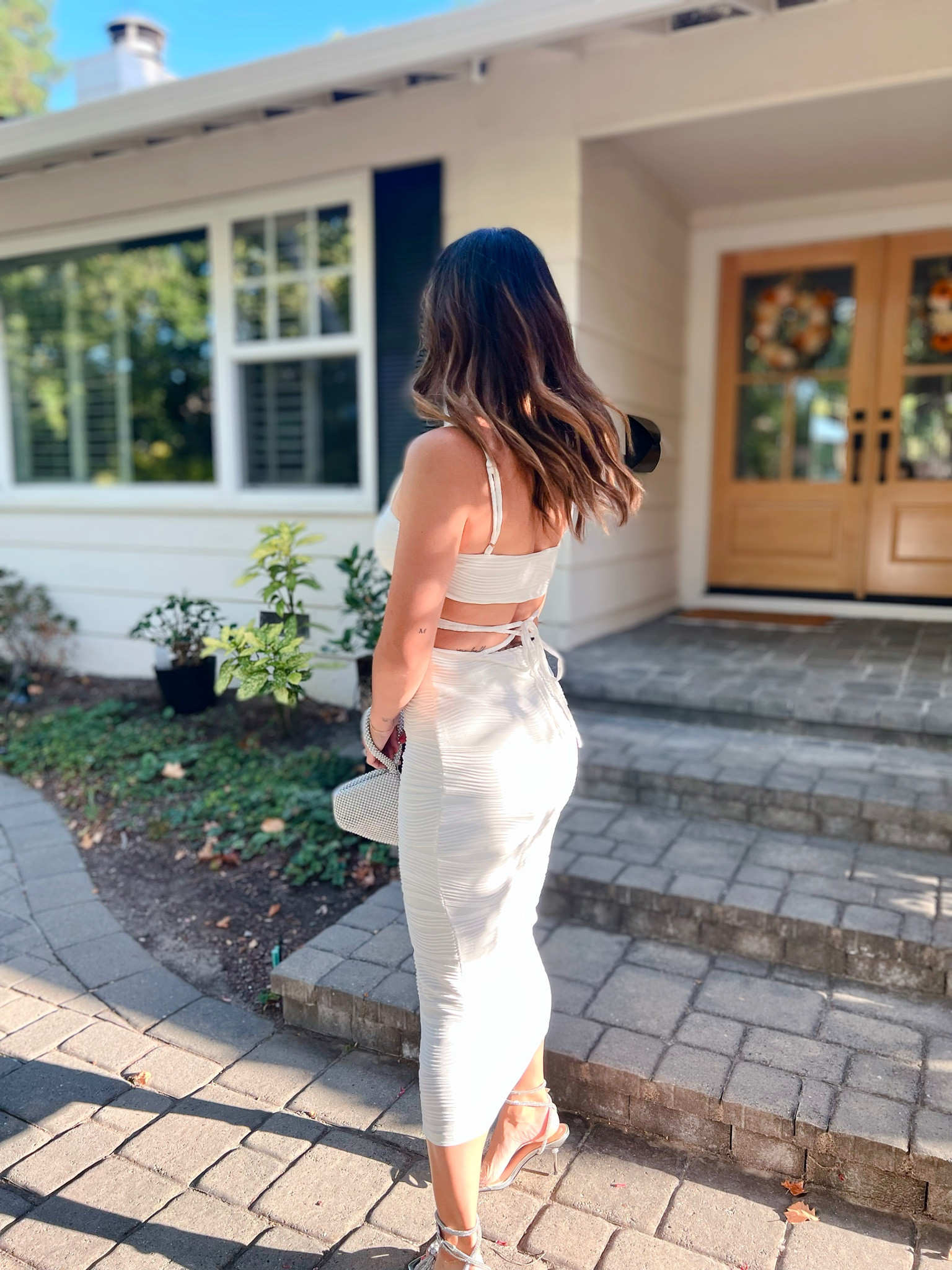 Brides! Ladies! Anyone! The wave detail of this dress is to die for. Wore this to an all white party & paired with silver bow heels & silver clutch  