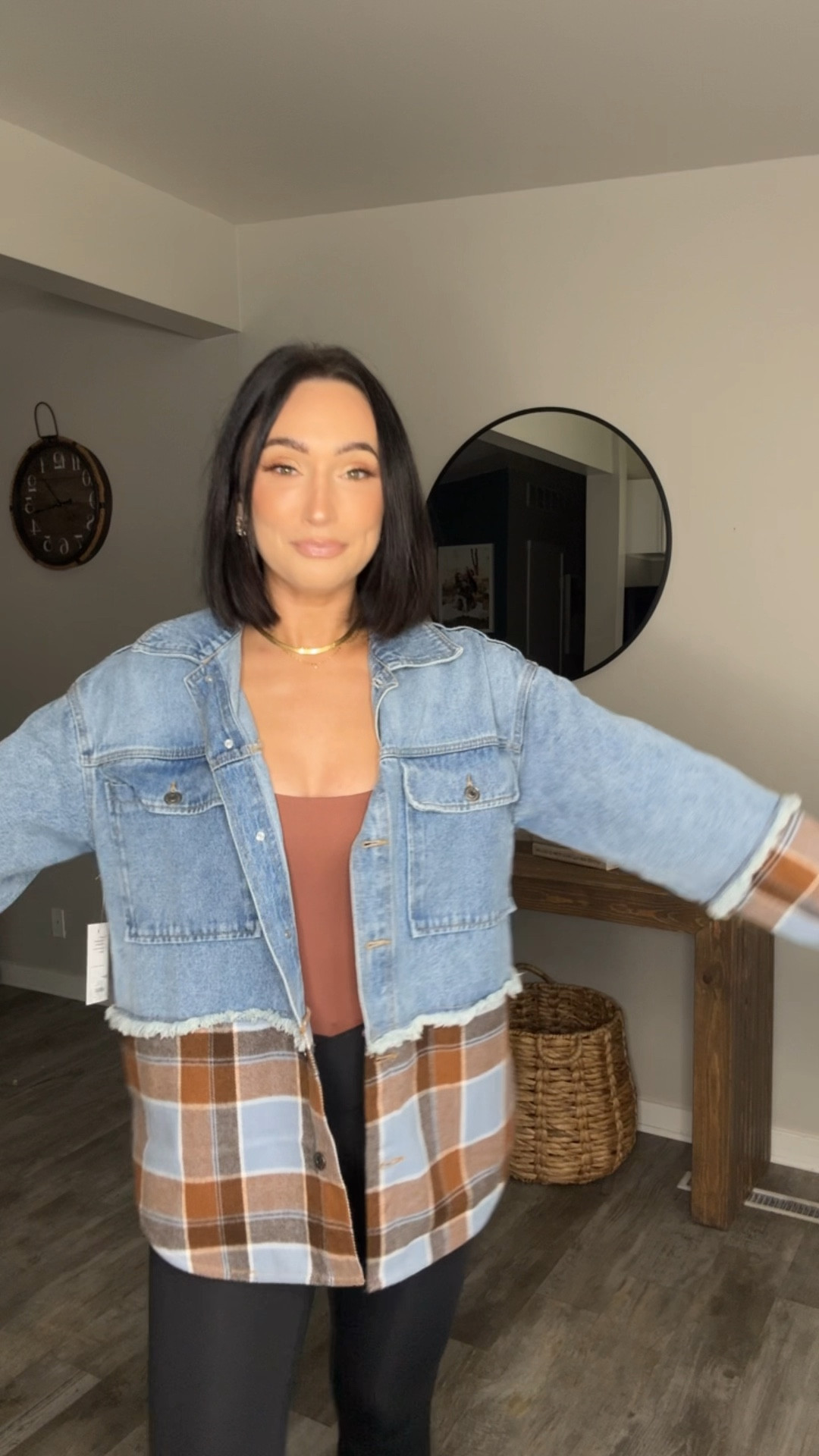 This outfit will be on REPEAT!! Obsessed with this jacket plus it’s 20% off. I’m in a size small and it’s oversized 


Fall denim
Denim jackets
Shackets
Mom outfit
Comfy fall outfits


#LTKVideo #LTKFallSale #LTKSeasonal