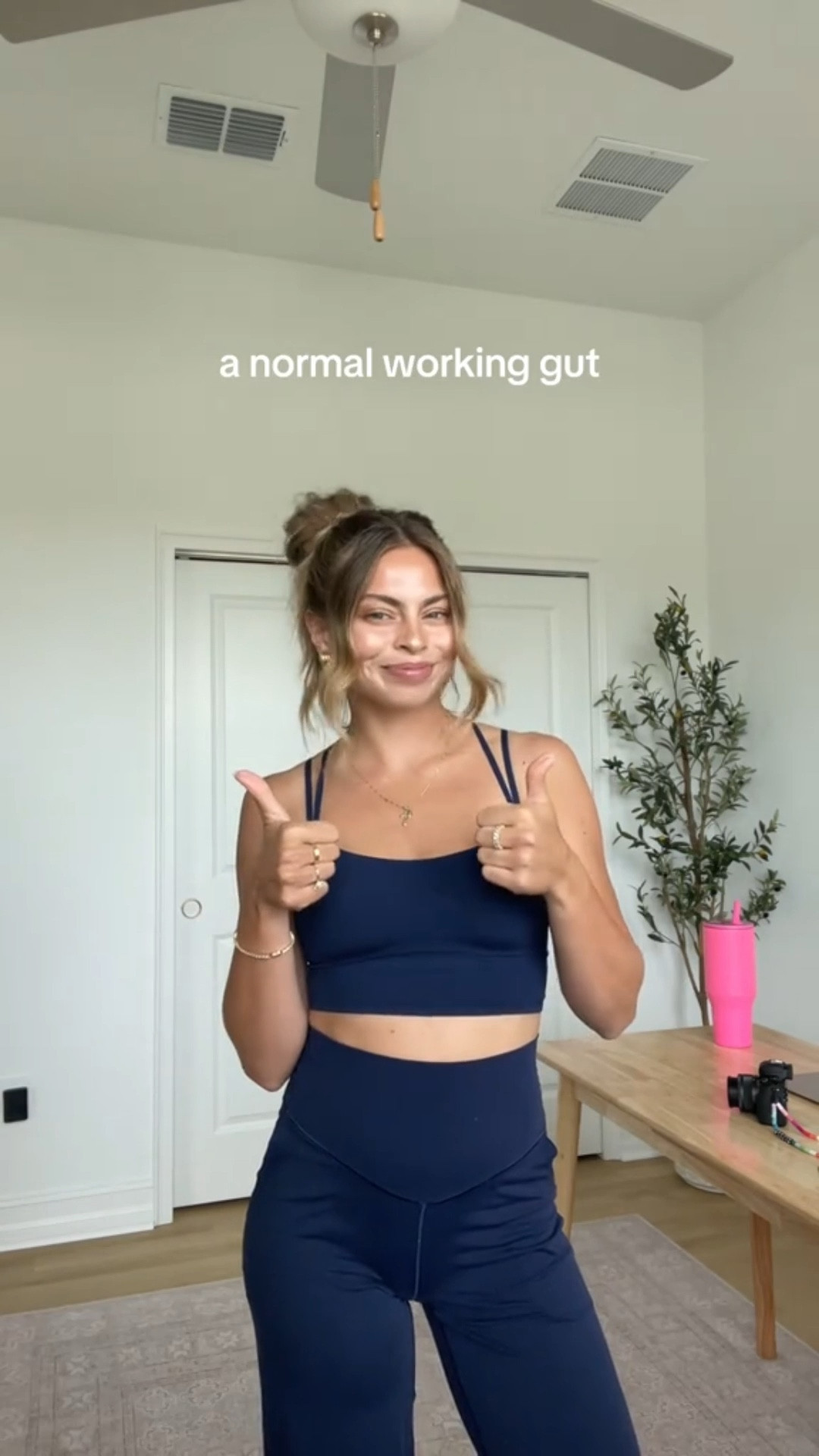 Unfortunately my stomach could never 😩 workout set from Aerie 🫶🏻✨

#LTKActive #LTKFindsUnder100 #LTKStyleTip