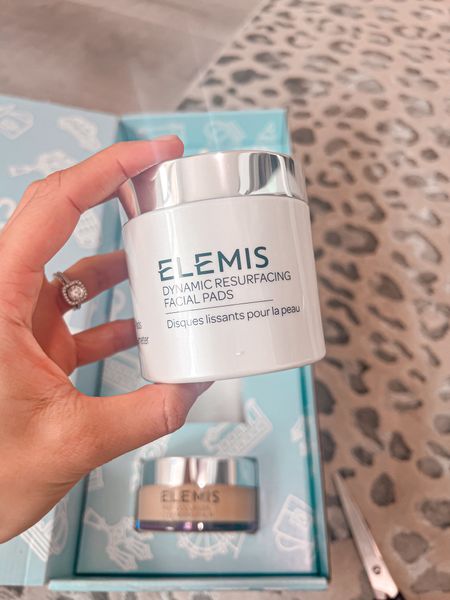 Elemis resurfacing pads that will help with texture in skin! 

#LTKfindsunder100 #LTKbeauty #LTKfindsunder50