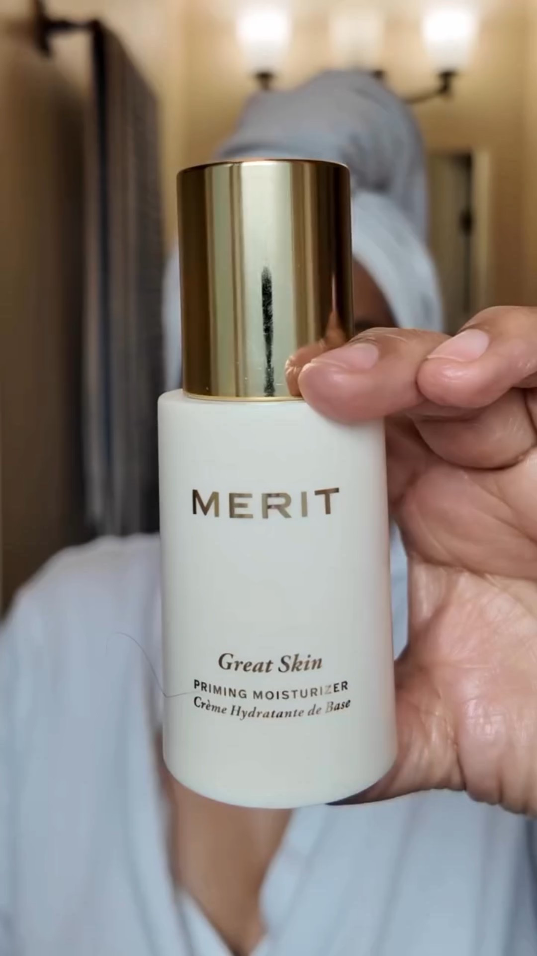 I already have @merit Great Skin serum on under here 👀 but this is the step that actually locks it in for my combo, menopause skin.

Great Skin Priming Moisturizer is like skincare + primer in one: it keeps the glow from the serum but adds just enough cushion so my makeup doesn’t cling to dry patches or slide off my T-zone by lunch.

I’m 51, in a dry climate, still oily-adjacent 🤝 and this feels lightweight, comfy, and not like I’ve stacked 10 layers. Just soft, bouncy skin that takes makeup really well.

If you’re “thirsty but shiny” like me, this kind of moisturizer over Great Skin is the move.

Save this if you’re building a Merit base routine, and
comment GREAT SKIN if you want me to link the duo. 🤎

#meritbeauty #meritgreatskin #maturebeauty #over40skincare #over50beauty #menopauseskin #comboskin #dryclimateskin #makeupprep #primingmoisturizer #genxbeauty #latinamidlife #realtextureskin #sephorafinds

#LTKBeauty #LTKmorningroutine #LTKOver40