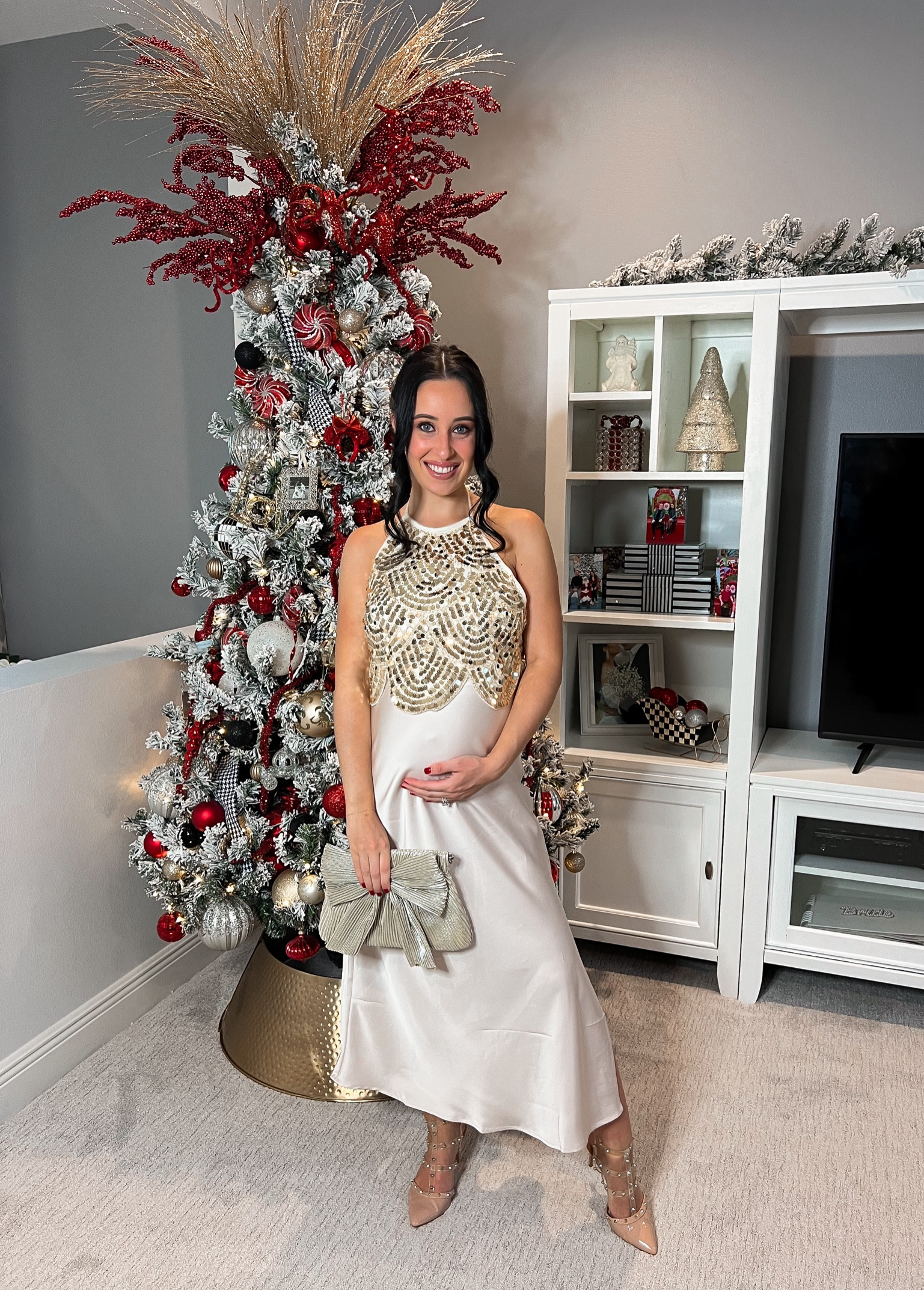 What I’m wearing this holiday season 🫶🏼

Head to @shop12thtribe now to grab your holiday looks and get 10% off using code KALISTAKASSIDY10!

Pregnancy style, bump style, Christmas outfit

#LTKSeasonal #LTKHoliday #LTKBump