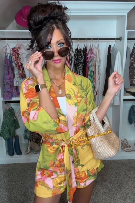 Love this Outfit ☀️

Vibrant Colors✔️
Romper✔️
Summer Outfit ✔️
Vacation Ready✔️

Romper// Tropical Romper// Vacation Romper// Summer Outfit// Outfit Inspo// Sunglasses// Quay Sunglasses// Shop Impressions// Impressions Boutique // What to Wear// Romper Outfit// Date night Outfit// Travel Outfit 

#LTKStyleTip #LTKTravel #LTKFindsUnder100