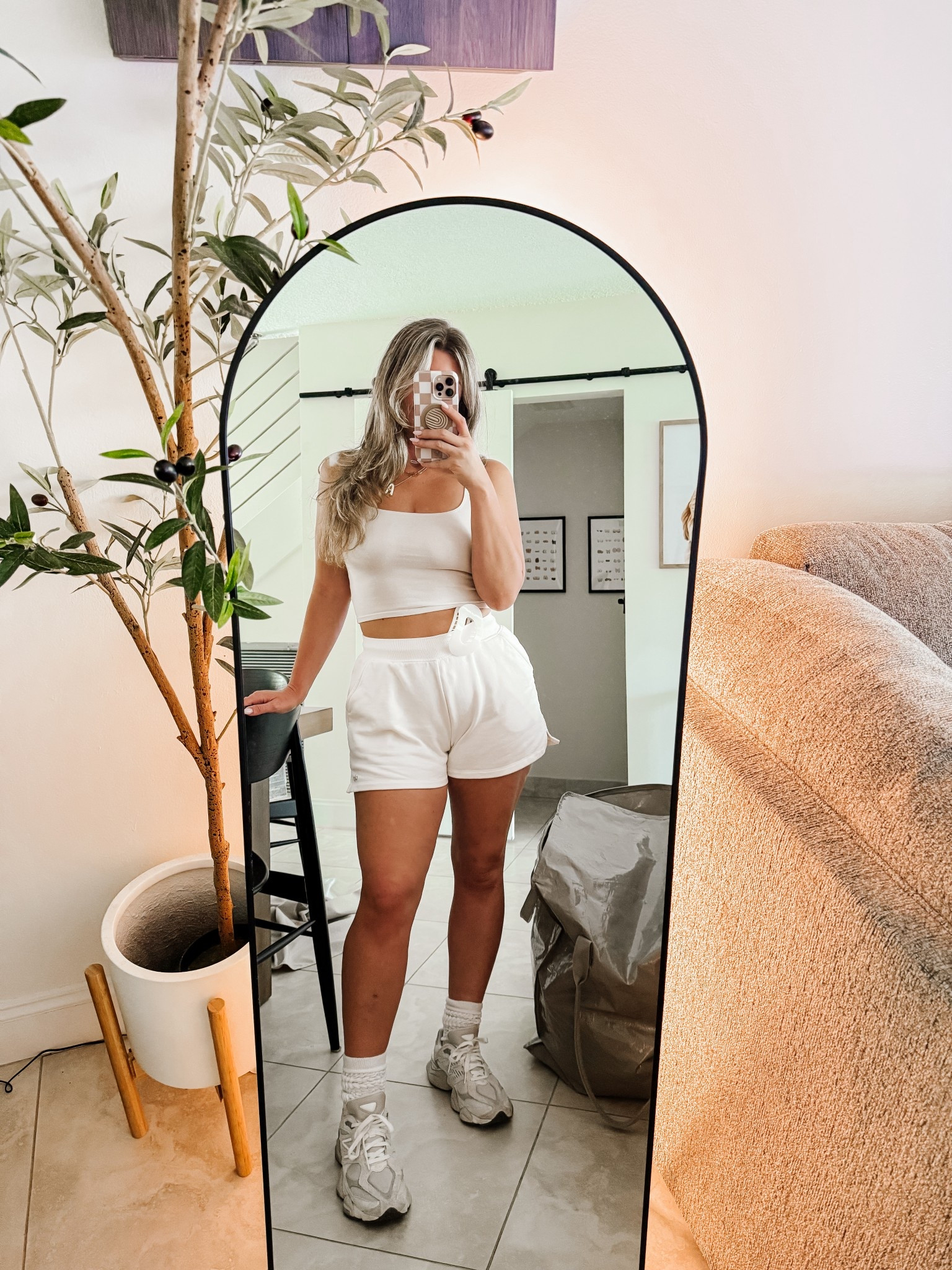 I’ve been living in these Alo shorts 🥲 
I’m wearing a size medium 🫶🏼 

#LTKFindsUnder100 #LTKSummerEdit #LTKActive