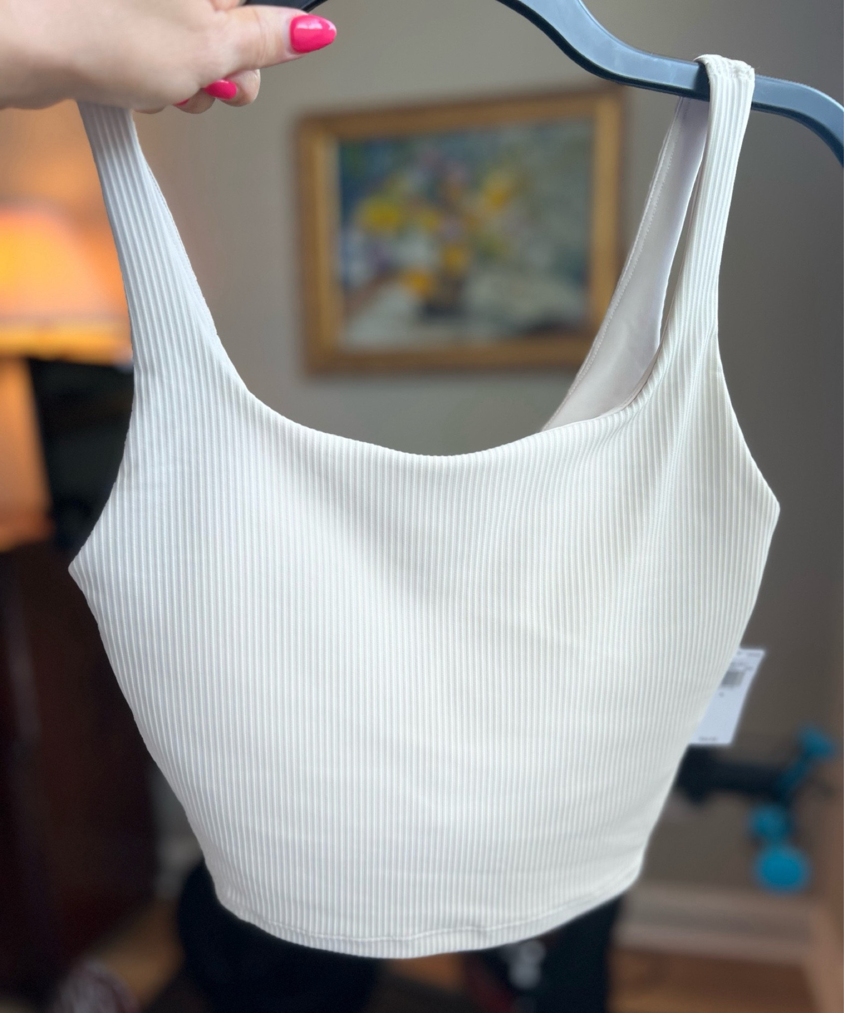 Light support ribbed sports tank top built in padded bra removable pads. Old navy.

#LTKFitness #LTKFindsUnder50 #LTKStyleTip