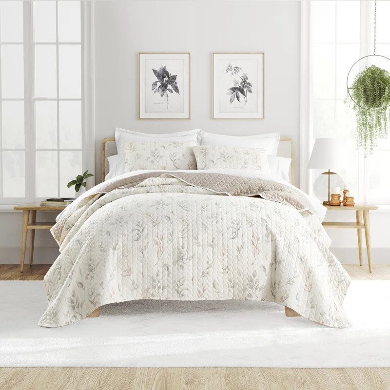 Becky Cameron Floral Quilt | Wayfair North America