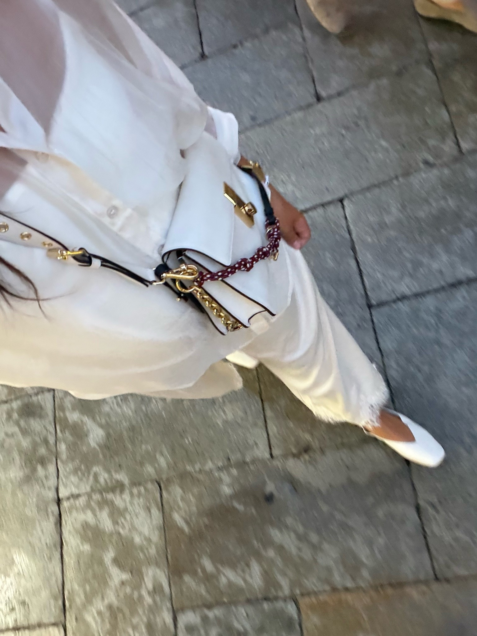 Top: medium 

Dressupbuttercup.com #dressupbuttercup #dederaad

#LTKootd #LTKmomlife #LTKSeasonal