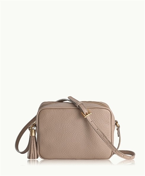 Madison CrossbodyStone Pebble Grain Leather | GiGi New York / Graphic Image