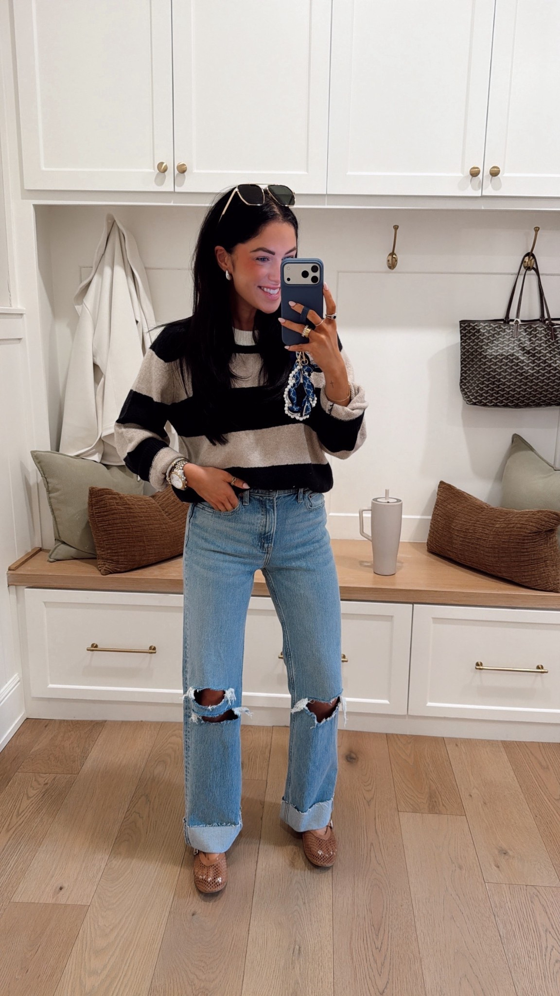 I’m in a 25 SHORT!!! I am just shy of 5’4…. You guys this brand runs VERY VERY LONG!!! 