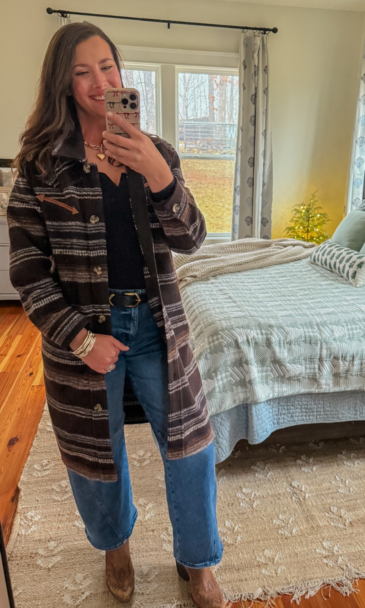 Some of my favorite winter layers! Bonus points, the coat is so warm! Perfect for layering! Linking similar options from this brand here!✨

#LTKMidsize #LTKTall #LTKootd