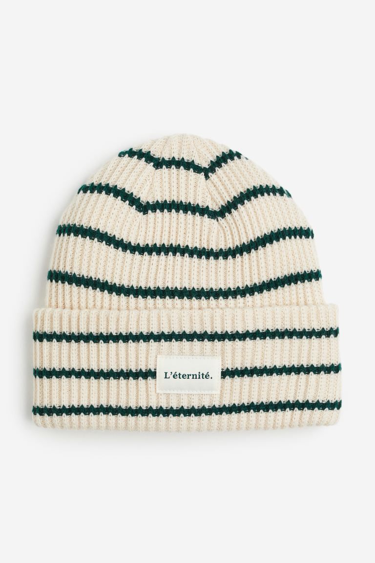 Knitted hat | H&M (UK, MY, IN, SG, PH, TW, HK)