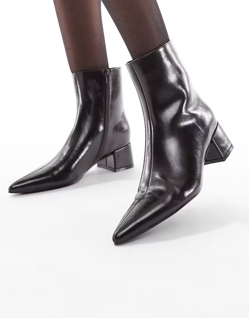 schuh Bridget heeled ankle boots in burgundy-Red | ASOS (Global)