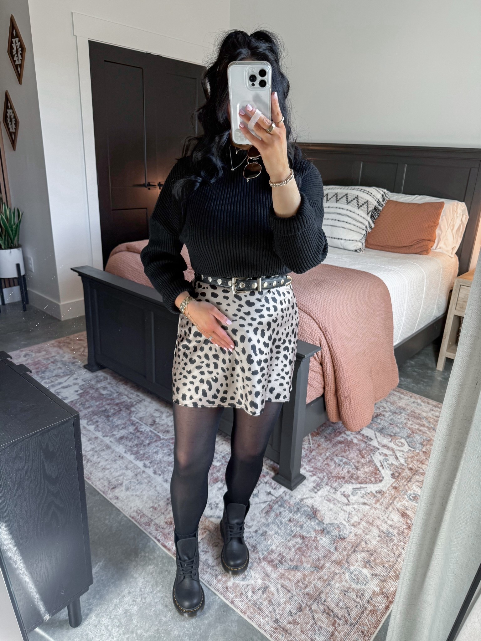 Bump Friendly Outfit Idea 🖤

Sweater - medium 
Bralette - medium
Skirt - small
Tights - small
Belt - 27-31

Edgy but girly (& bump friendly of course!) I love this satin mini skirt! Comes in a ton of other colors & prints too! I styled it with this black turtleneck sweater (I have mine tucked up for a cropped look), added some black tights (these are amazing! I've had them for well over a year and they DO. NOT. RIP.) & finished the look with my docs! This look is non-maternity, so would work for anyone! 



#LTKPetite #LTKootd #LTKBump