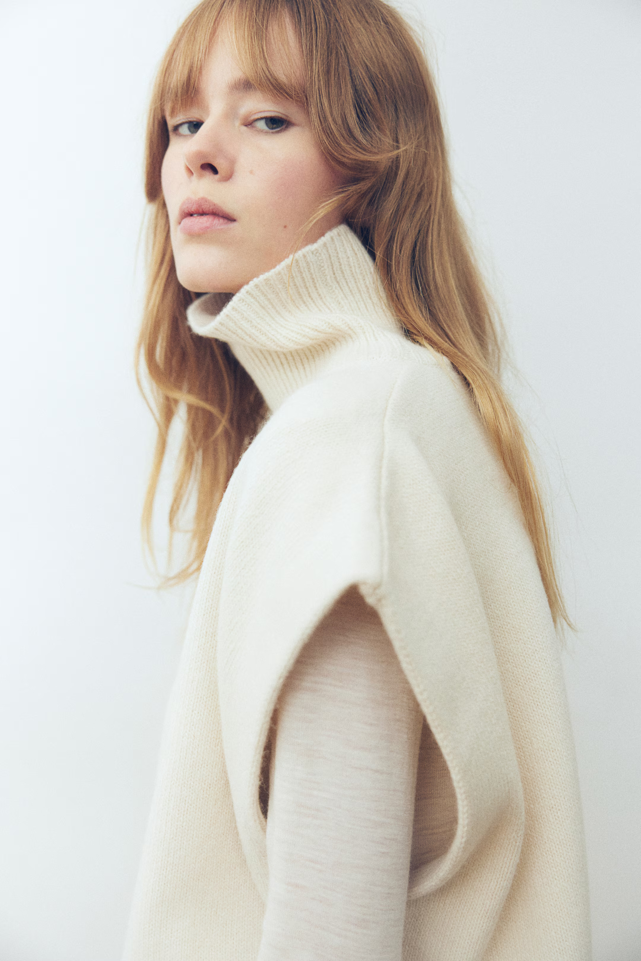 Mock Turtleneck Sweater Vest - Cream - Ladies | H&M US | H&M (US + CA)