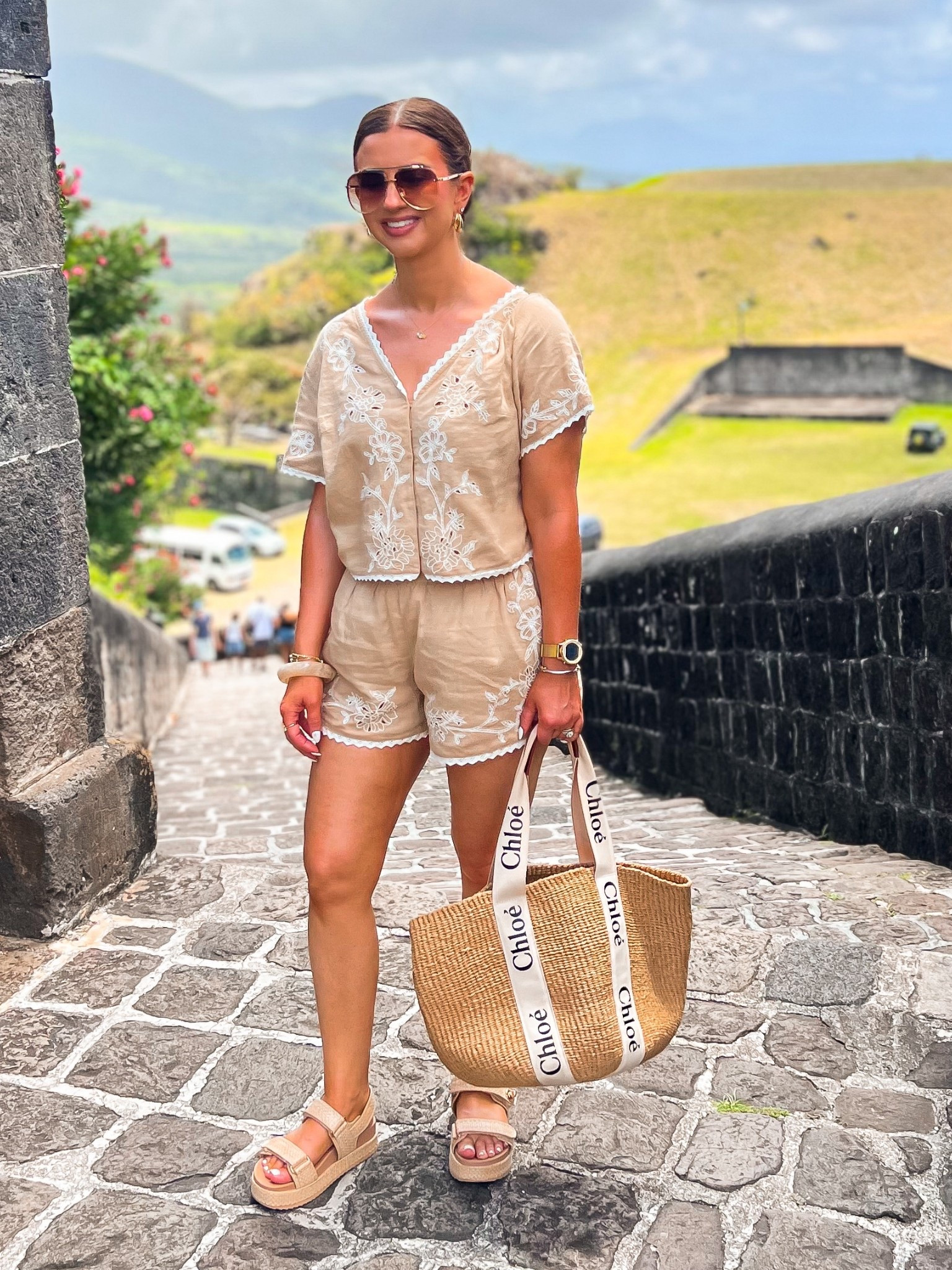 Tan brown lace floral shorts set-small in top and bottom
Rattan sandals
Rattan Chloe bag 