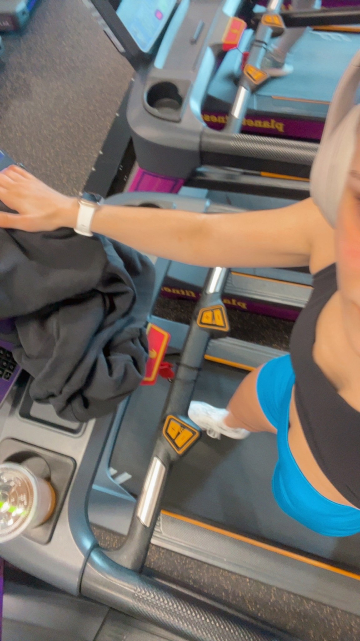 comfy cardio / gym outfit!

-size small in shorts 
-size 2 in bra 

#LTKSeasonal #LTKActive #LTKFindsUnder100