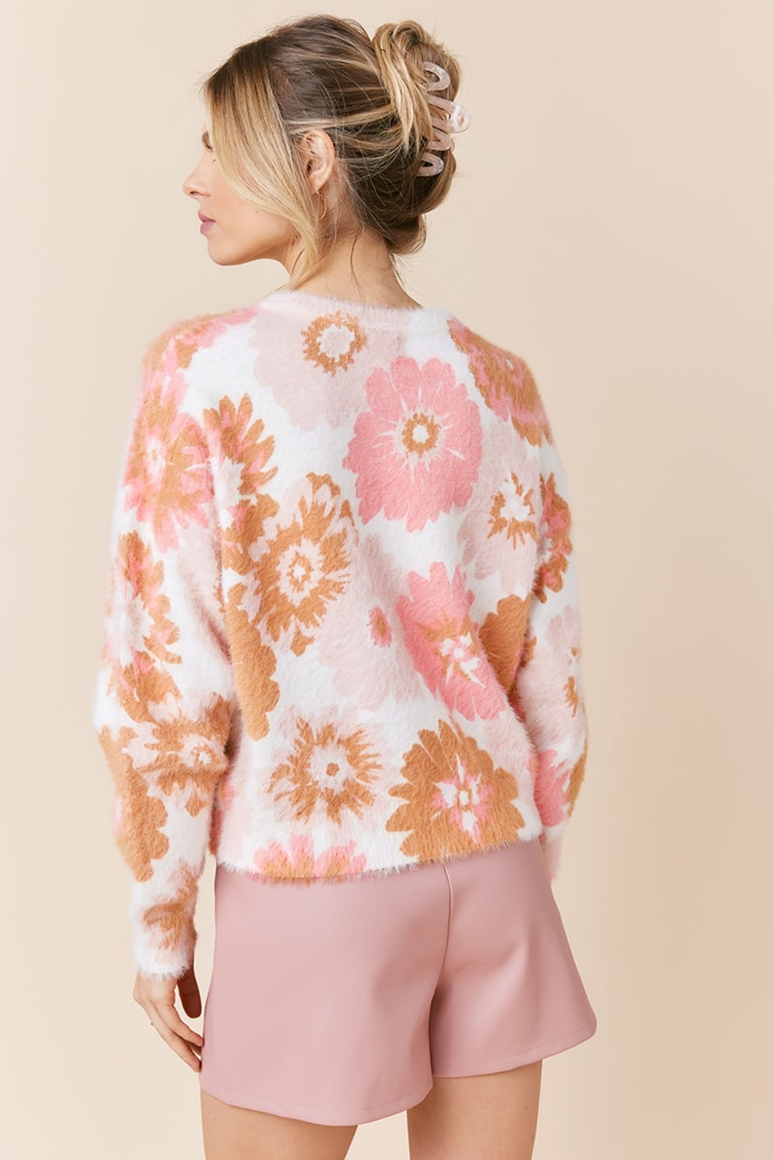 Vera Soft Floral Pullover | Francesca's