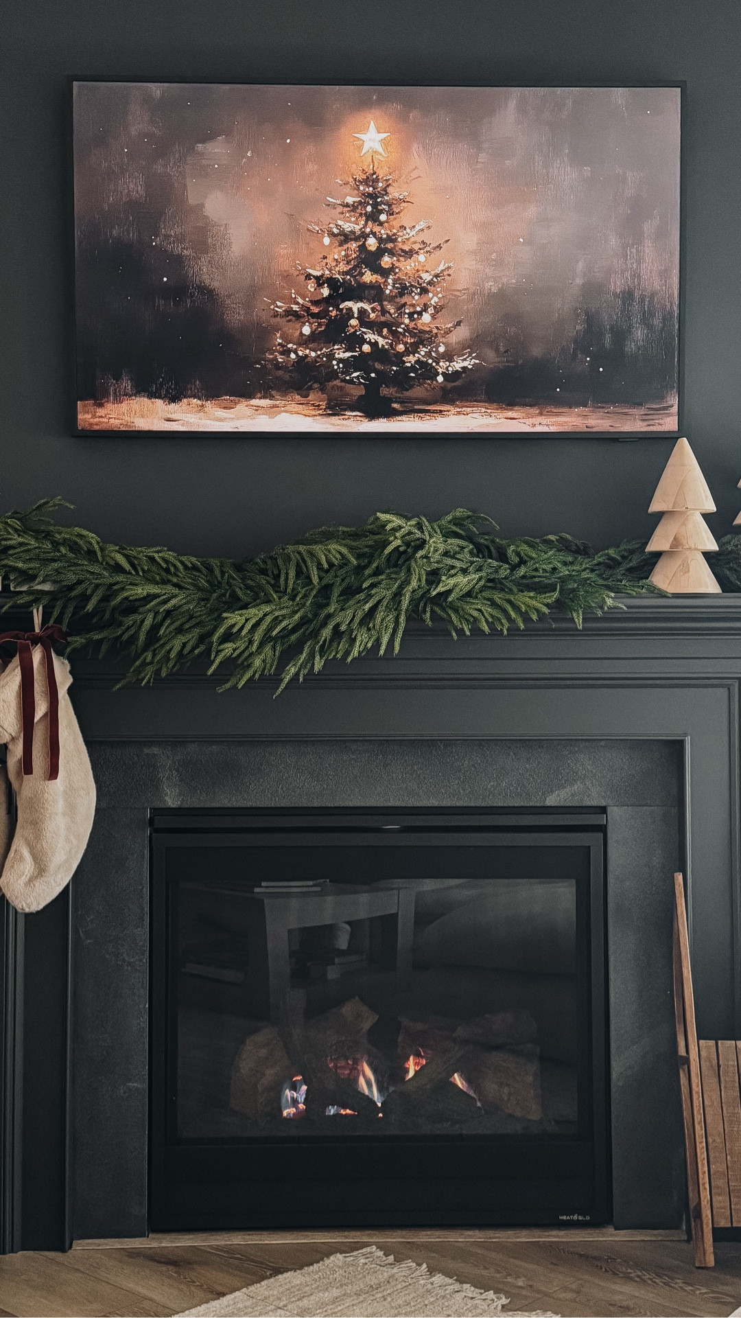 Cozy, moody, nostalgic art

Christmas mantle
Christmas fireplace
Modern holiday fireplace


#LTKSeasonal #LTKHome #LTKHoliday
