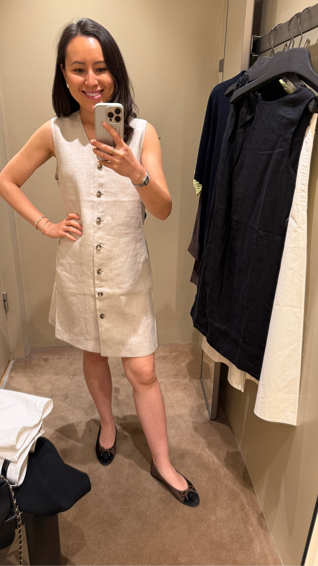 Cute summer dress. I liked the shape and v-neck on this one. Wearing a size S. 

#LTKpetite #LTKaustralia #LTKsummer