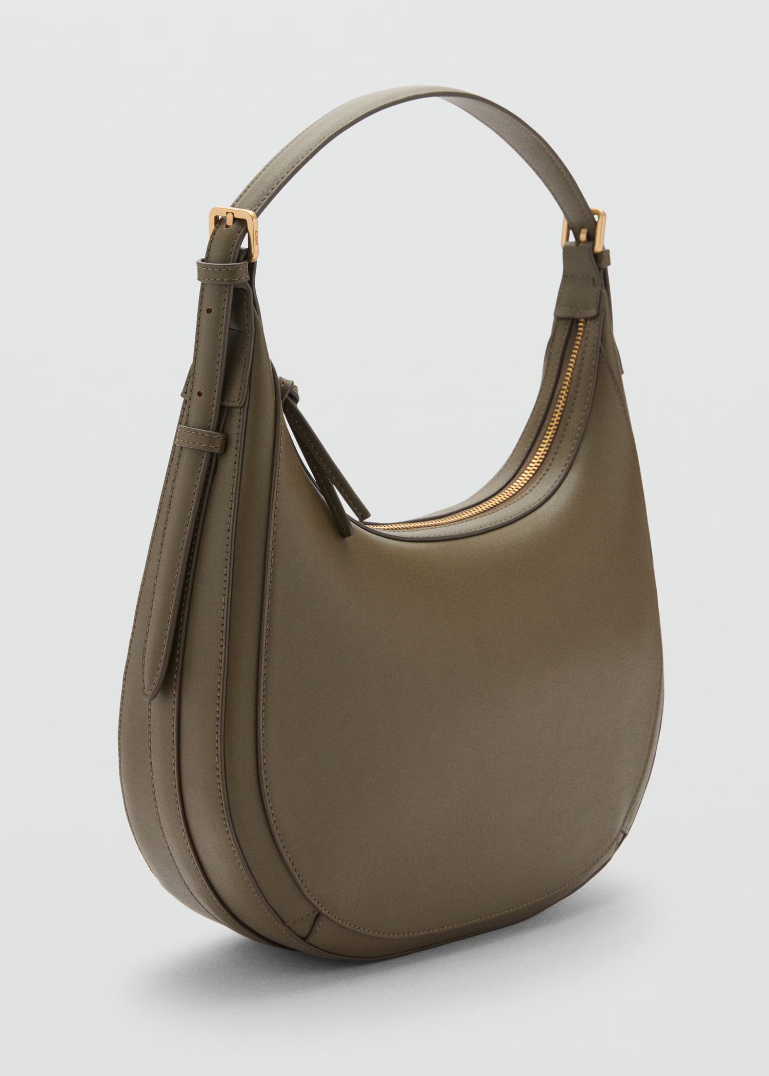 Oval shoulder bag - Women | MANGO USA | Mango (US/MX/AU)