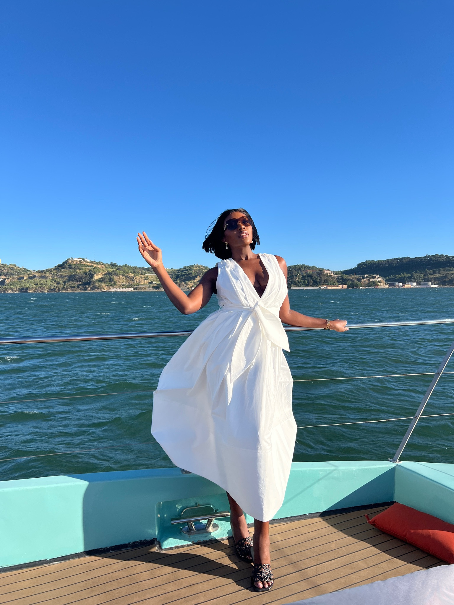 Chic Summer White Dress 🫶🏾

#LTKStyleTip #LTKParties #LTKFindsUnder100
