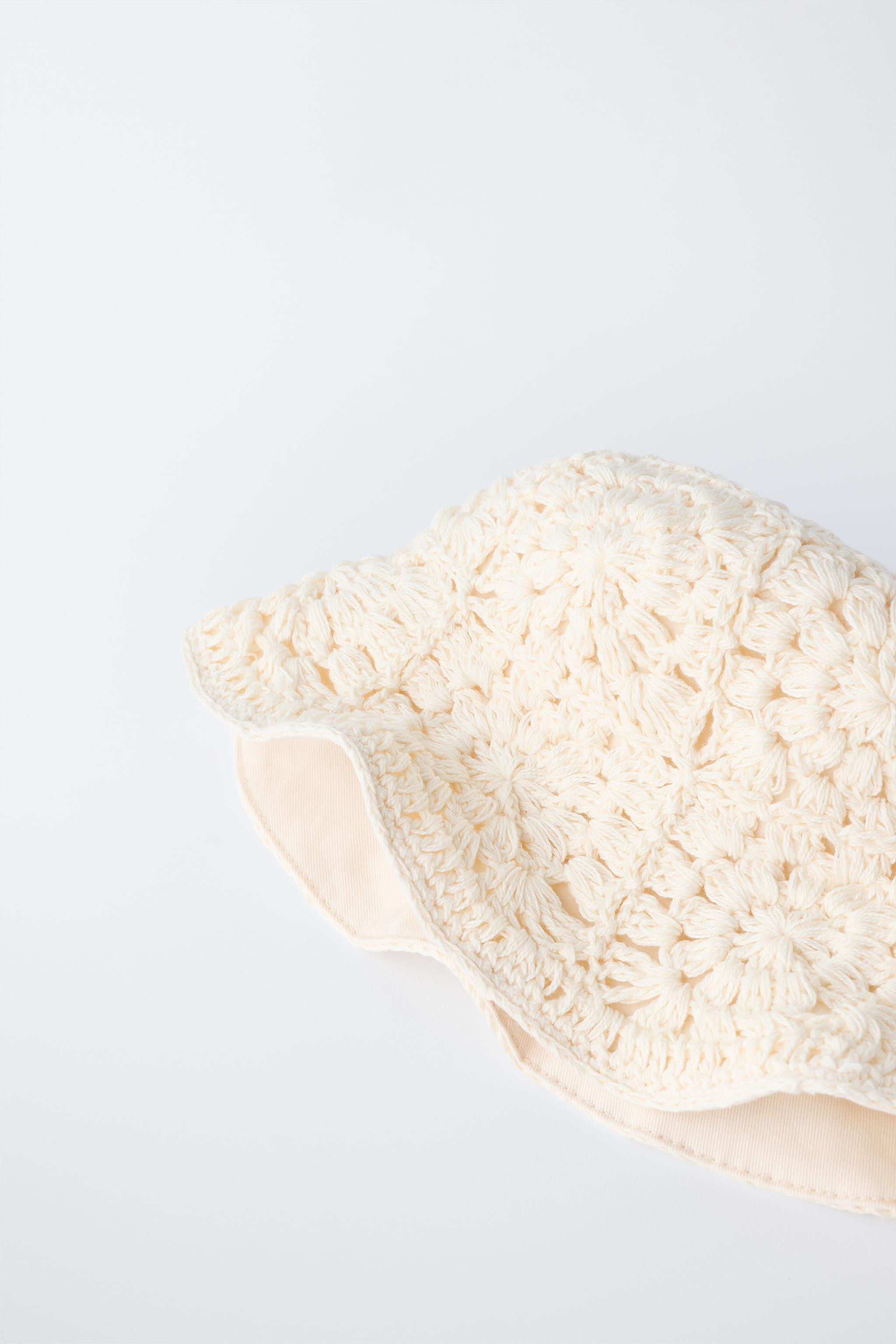 REVERSIBLE CROCHET FLORAL HAT | Zara US