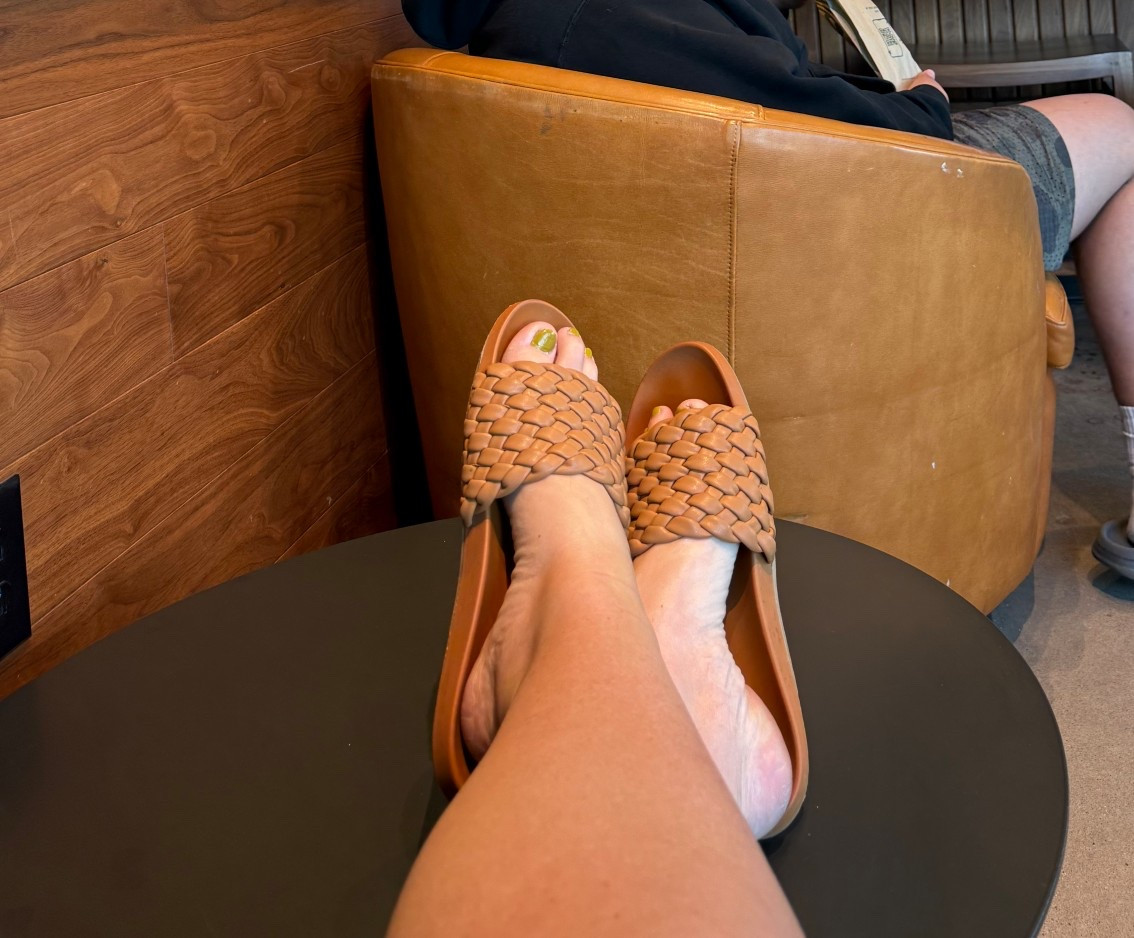 You either hate it or love it. 💩 green is my jam tho 😮‍💨

#LTKmomlife #LTKselfcare #LTKdayinmylife