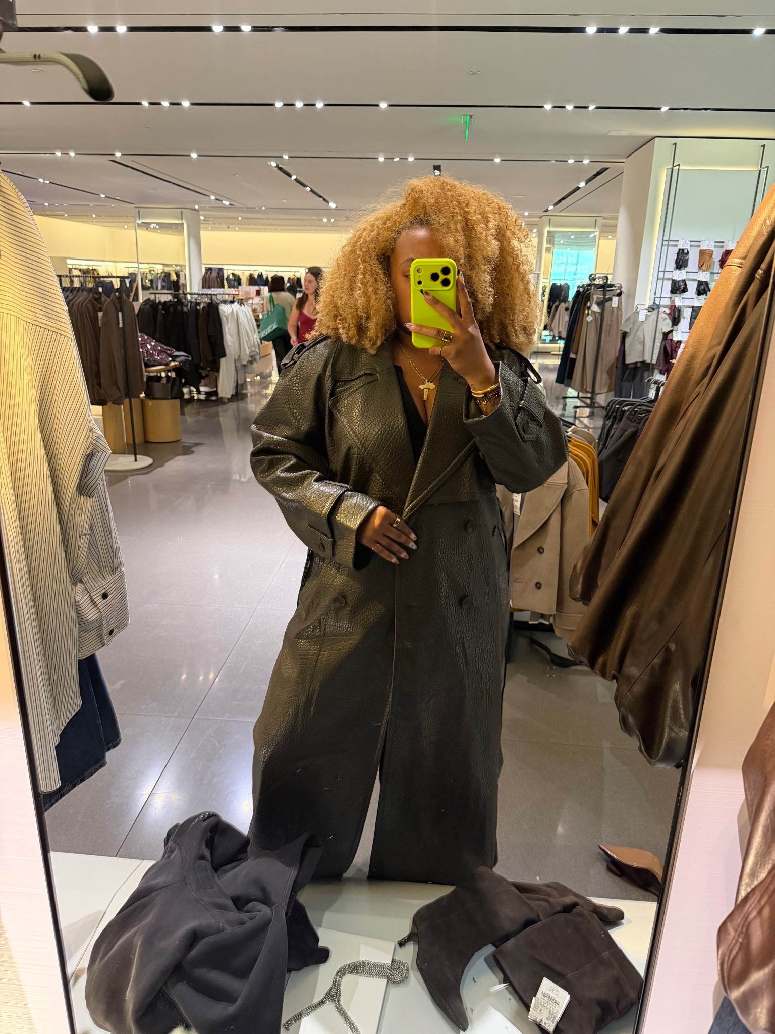 This trench from Zara…. 🔥🔥

#LTKStyleTip #LTKMidsize #LTKFindsUnder100