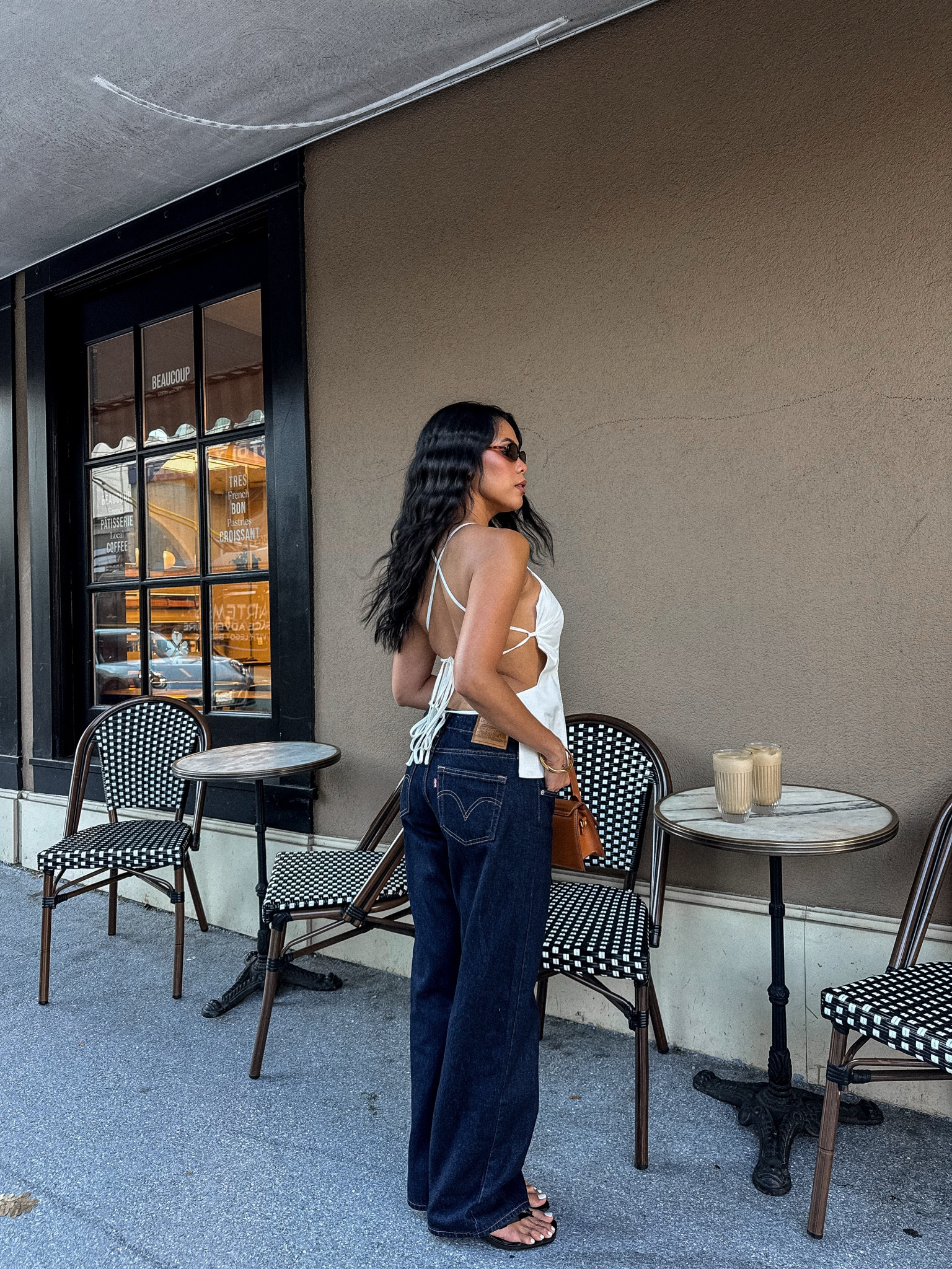 dark jeans and white top combo is 👌🏽 

#LTKcanada #LTKjeans #LTKstyletip