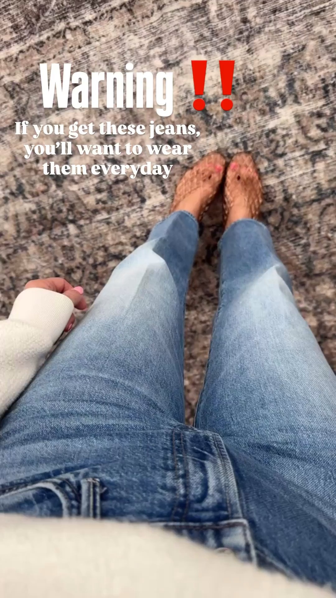 A classic 90s straight leg. 
I’ve been wearing these on repeat 🫶🏻
I’m 5’3” and have my true size 25 in regular length  

#LTKSeasonal #LTKdayinmylife #LTKmomlife