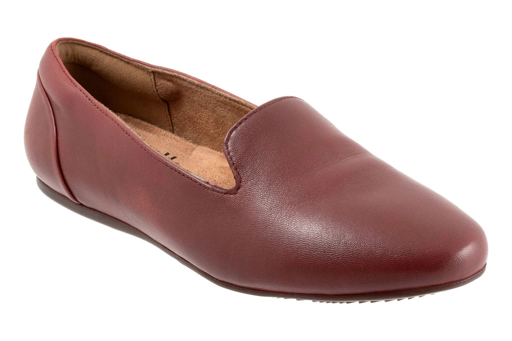 Shelby | The Walking Company