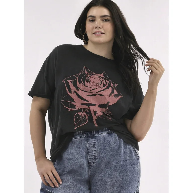 No Boundaries Washed Graphic Boyfriend Tee, Women's and Women's Plus | Walmart (US)