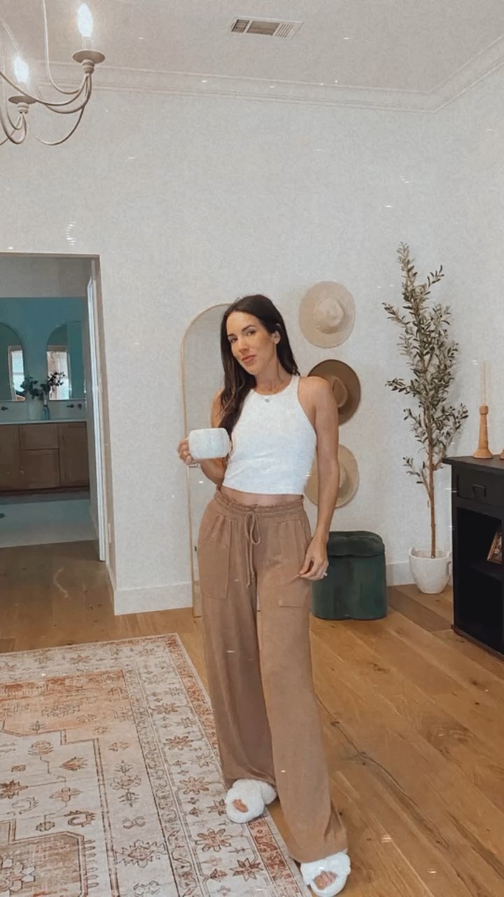 You will find me snuggled up with a cup of coffee in this outfit all fall!!! #falloutfit #cozysets #neutrals #fallpants

#LTKSeasonal #LTKstyletip #LTKHoliday