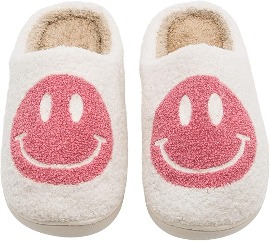 CHATTE Retro Smiley Face Comfort Indoor Outdoor Cozy Trendy Slip-On Slipper… | Amazon (US)