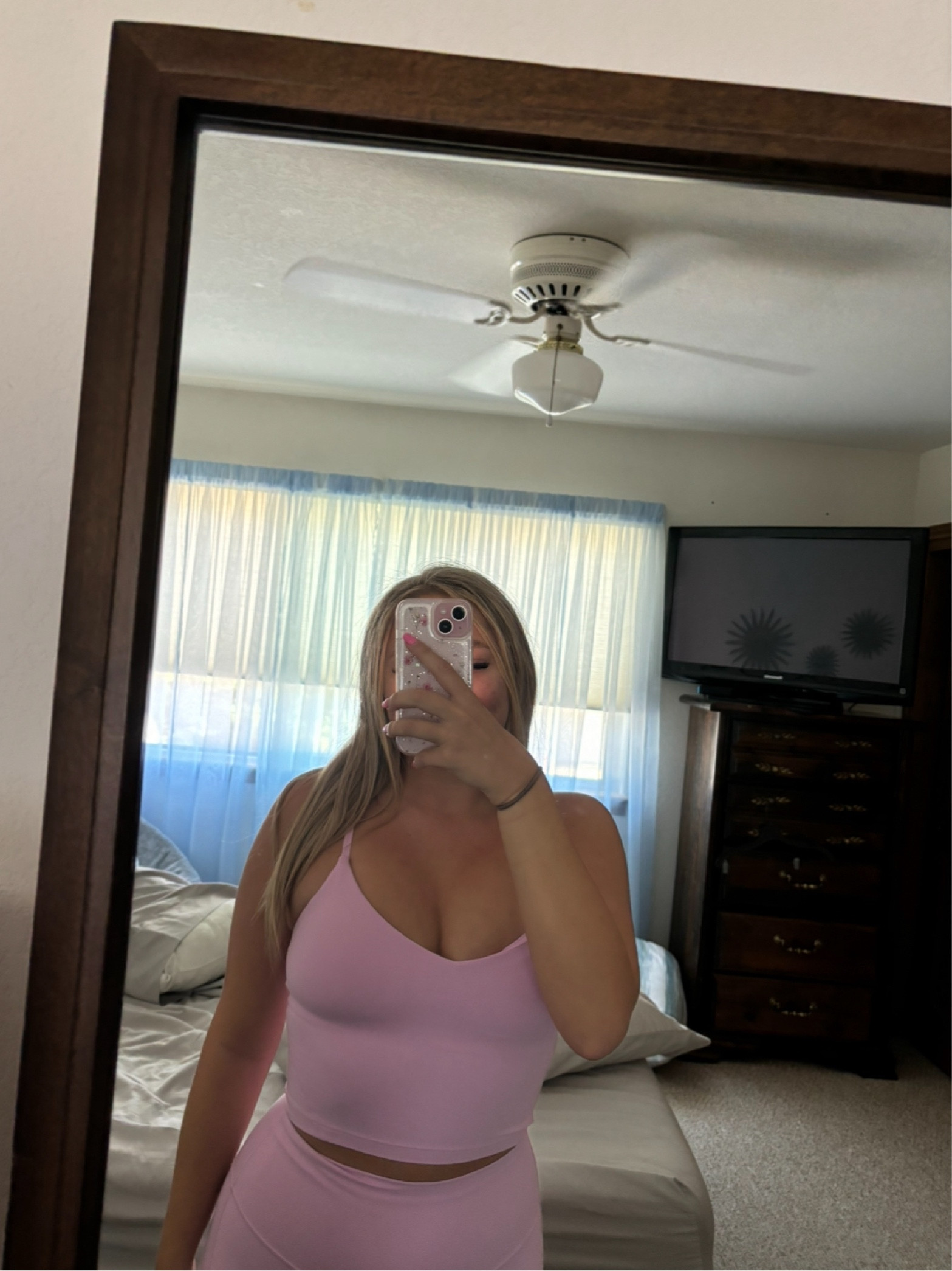 The softest lulu set I own! 💓

#lululemon #twopieceset #pink #athletic #fitness #ootd 

#LTKActive #LTKFitness