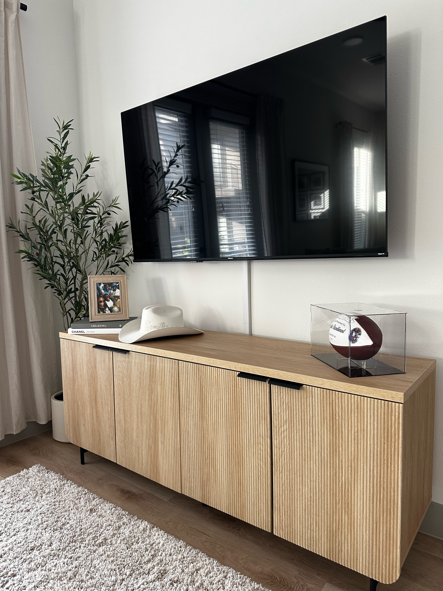 My favorite corner of my apartment 🥰

#LTKHome