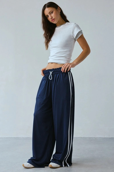 Out From Under Hoxton Sporty Mesh Side-Stripe Sweatpant | Urban Outfitters (US and RoW)