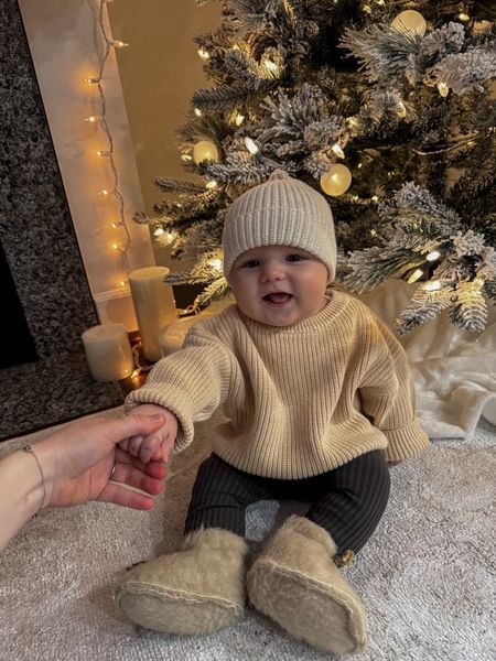 Baby outfit 🍪
Knitted hat and sweater  for a baby ❄️

#LTKbaby #LTKkids #LTKfamily