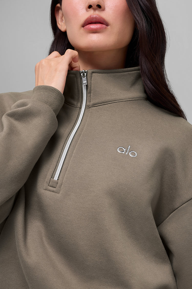 Accolade 1/4 Zip Pullover | Alo Yoga (US)