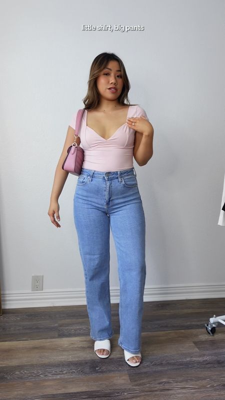 All tops in size S
Blue jeans size 25
White skorts size XS - size down 1 size
Levi’s shorts size 27 - size up 1 size

Spring outfits summer dresses summer outfits

#LTKfindsunder100 #LTKfindsunder50 #LTKstyletip