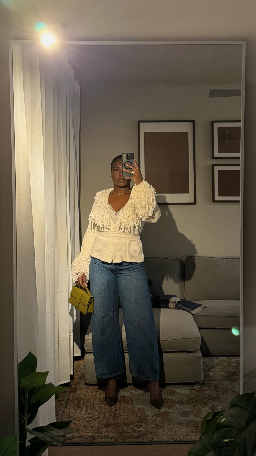 Sweater weather

Naked Wardrobe - Fringe Tie Waist Chenille Cardigan

#LTKootd #LTKgrwm #LTKSeasonal