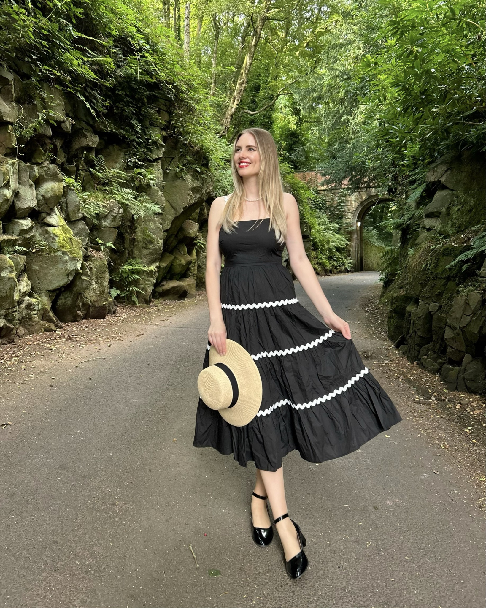 Black and white dress by Rihoas 🖤🤍🎶

#LTKstyletip #LTKbeauty #LTKsummer