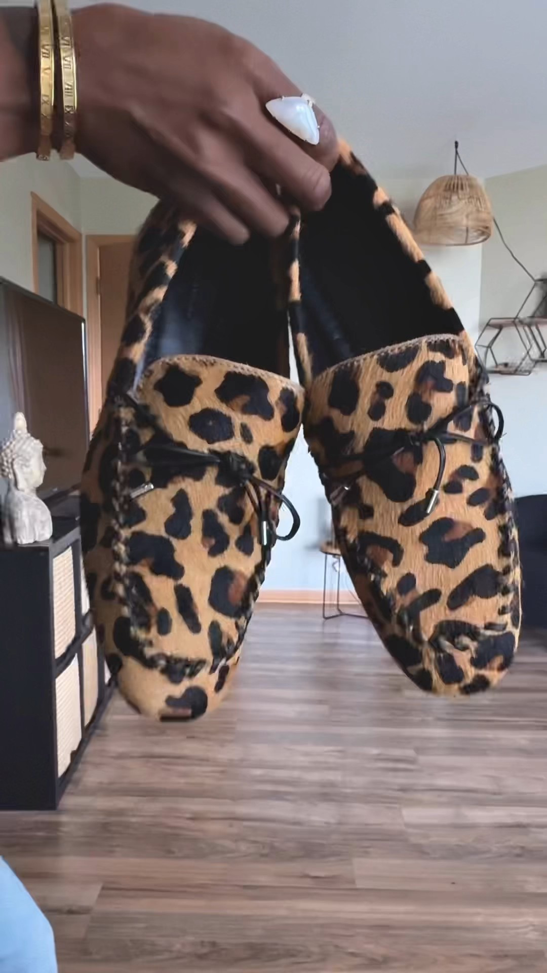 They only come half sizes. I am a 8.5 but the 8 fits well. I also originally purchased both styles linked and kept this one . 