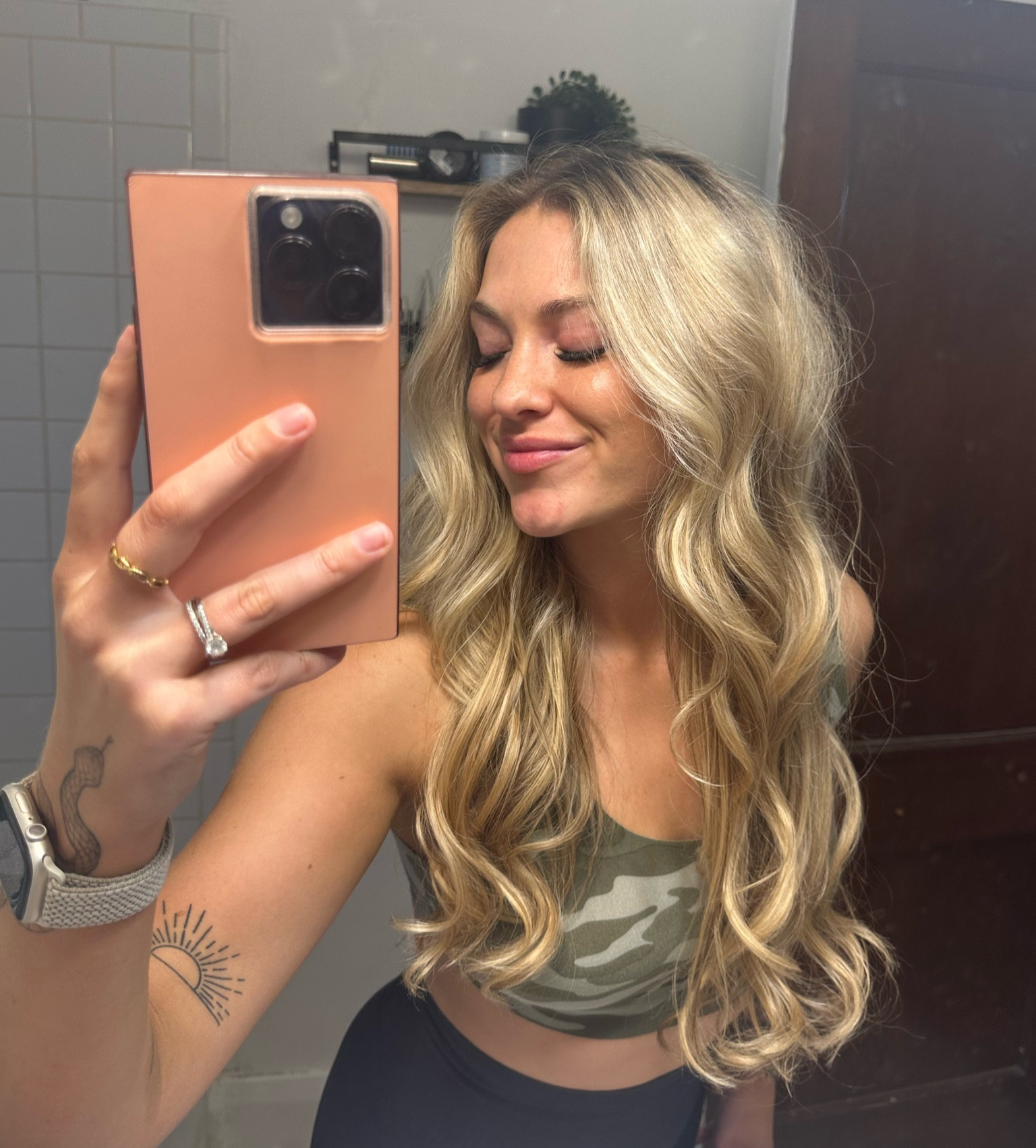 Heatless curls. Long hair. Hair health. Heatless curler.

#LTKbeauty #LTKstyletip #LTKGiftGuide