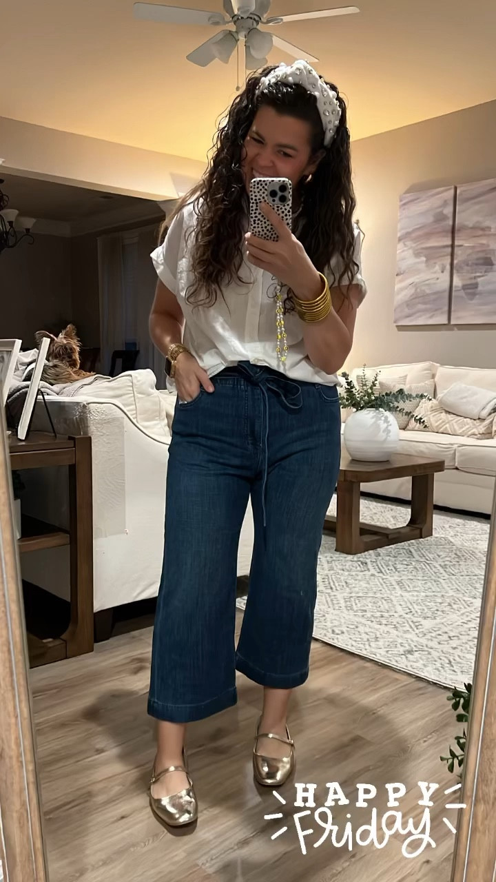 Friday teacher fit 🩷 jeans are TTS and I’m on a petite for length and shoes are so comfy! 

#LTKFindsUnder50 #LTKMidsize #LTKWorkwear