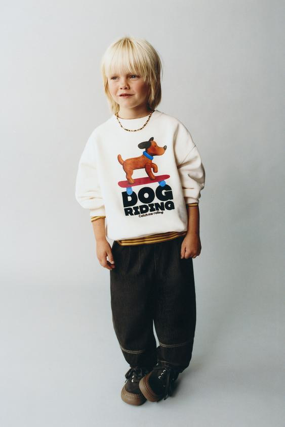 DOG AND FLOCKED TEXT PRINT SWEATSHIRT | Zara US